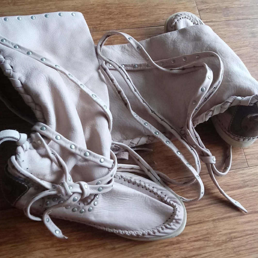 Hector Riccione Boots